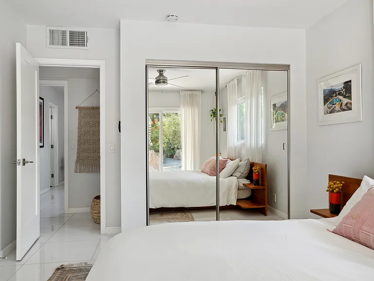 257 NW Cerritos Dr — Photo 17