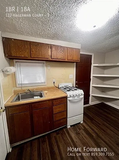 122 Hagerman Ct #1 — Photo 13