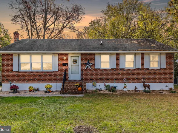623 W 11th St, New Castle, DE 19720