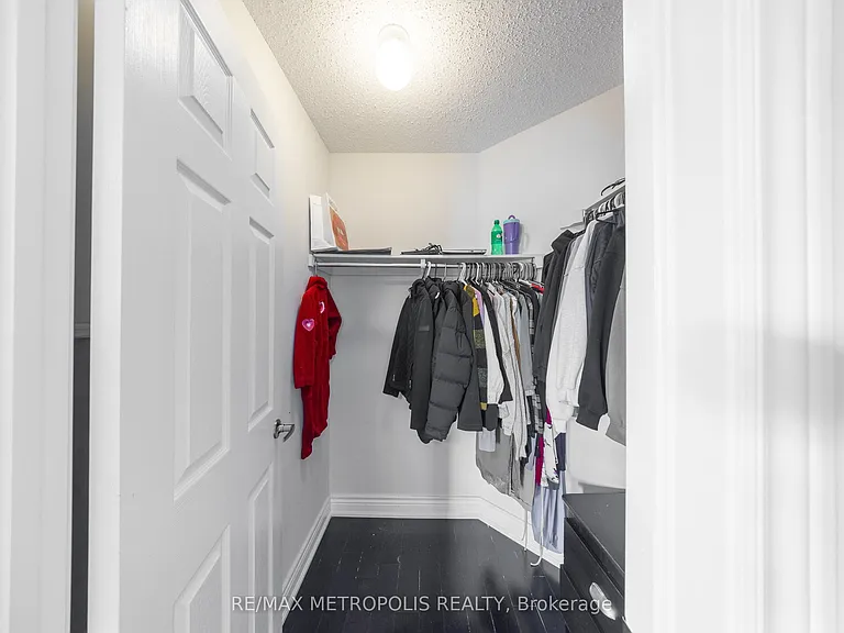 36 Michaelis St — Photo 29