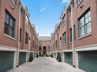 2140 N Winchester Ave APT 4, Chicago, IL 60614
