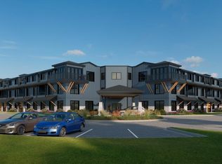23 Cross Street #113, Bethel, ME 04217