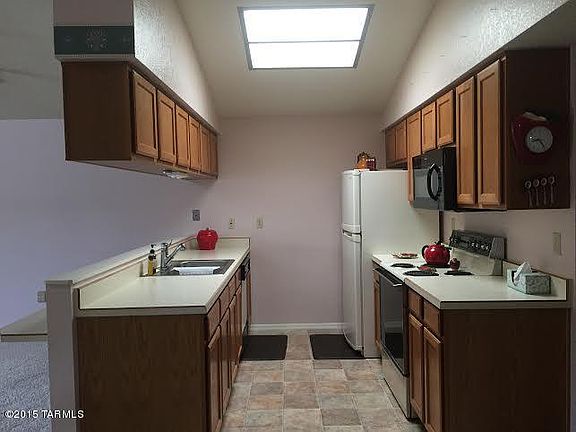 3rd image of 990 W Lockwood Ln