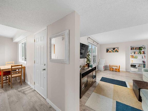 5th image of 5103 S 35th Ave SW #113