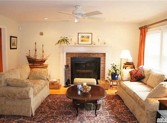 4th image of 10 Cedar St