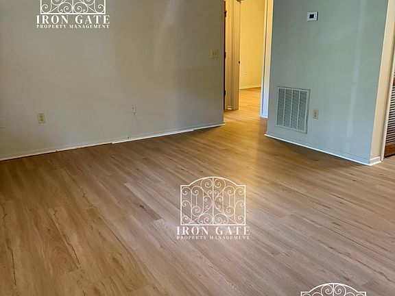 2nd image of 5542 Old Pearman Dairy Rd APT B