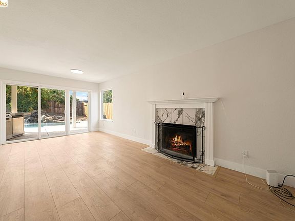 5th image of 9339 Mira Del Rio Dr