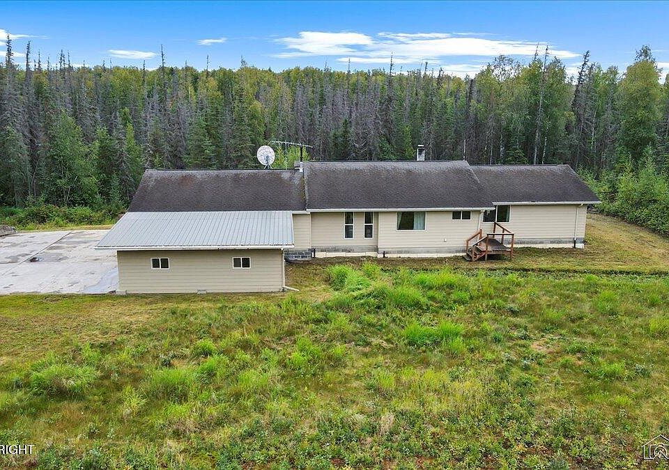 1st image of 12770 W Armstrong Rd