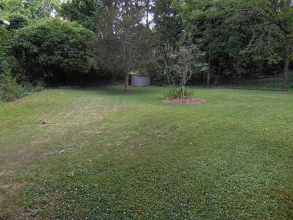 4th image of 3430 Alta Vista Dr