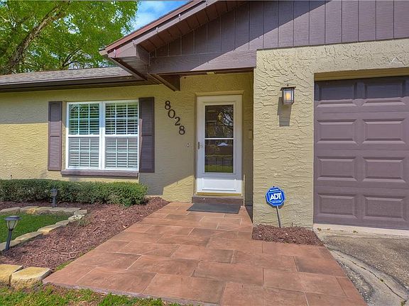 4th image of 8028 Deerwood Cir
