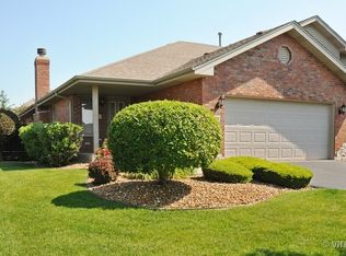 10470 San Luis Ln, Orland Park, IL 60467