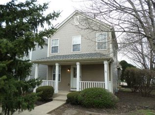 4100 Rivertowne Dr, Plainfield, IL 60586