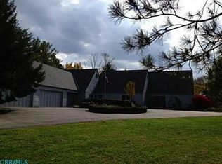 3555 Cemetery Rd, Hilliard, OH 43026