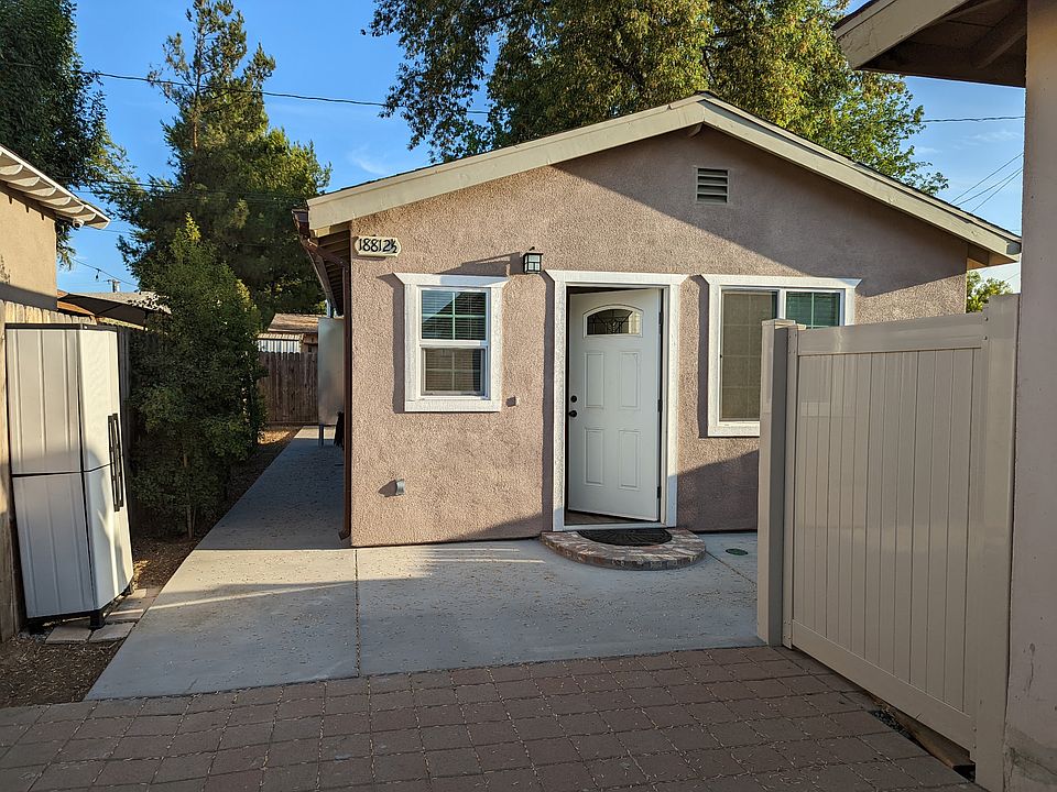 1st image of 18812 1/2 E Laxford Rd #1
