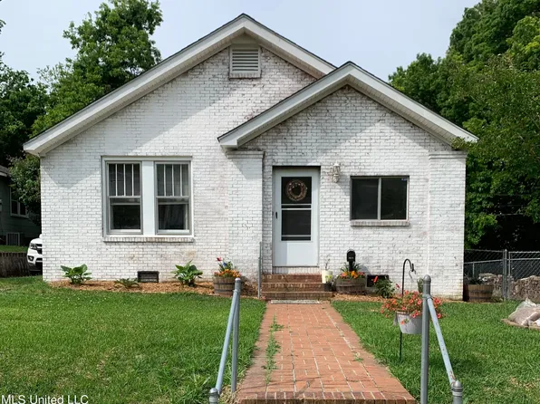 1108 Polk St, Vicksburg, MS 39180