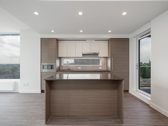 5th image of 13615 Fraser Hwy #2403