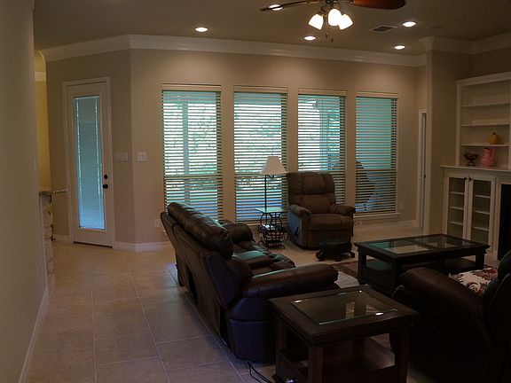 5th image of 207 Cypress Ct