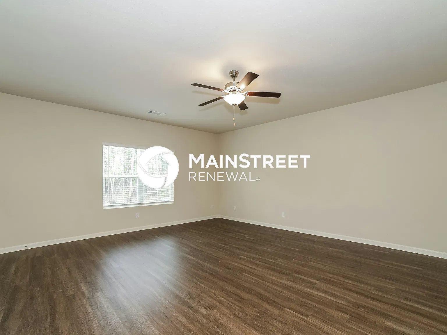 332 Augusta Woods Dr — Photo 4