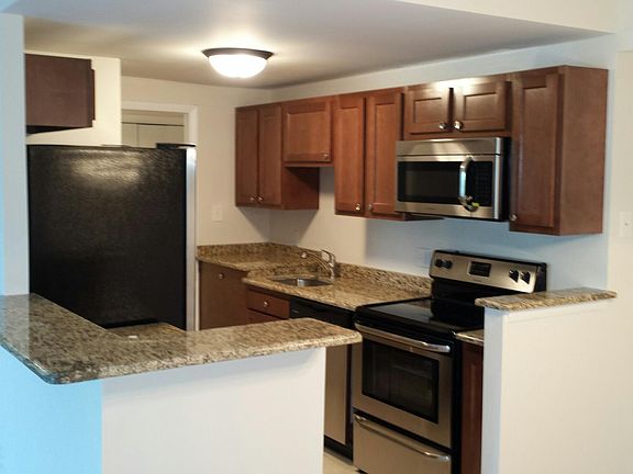 2nd image of 27309 Valley Run Dr #309