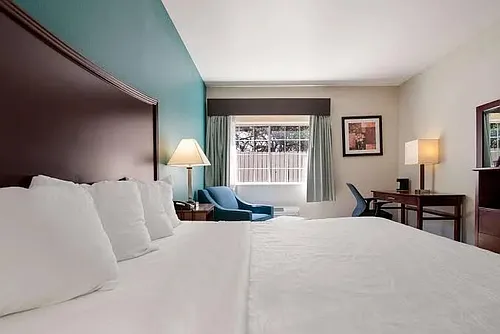 700 SW Fairlawn Rd #201 Photo 1 700 SW Fairlawn Rd #201 Photo 1