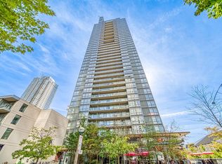 15 Fort York Blvd #3701, Toronto, ON M5V 3Y4