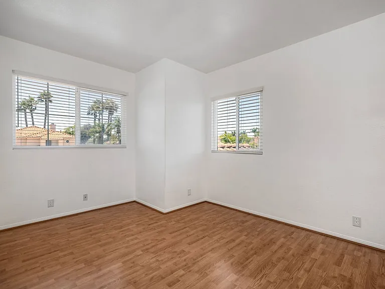 5030 Caspian Dr — Photo 20