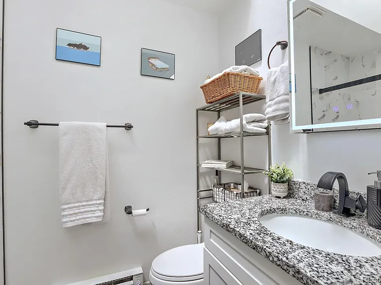 1190 Poplar Ave — Photo 16