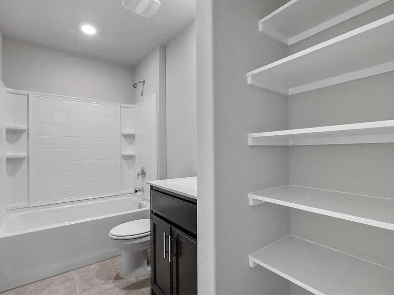 226 Seclusion Dr — Photo 25