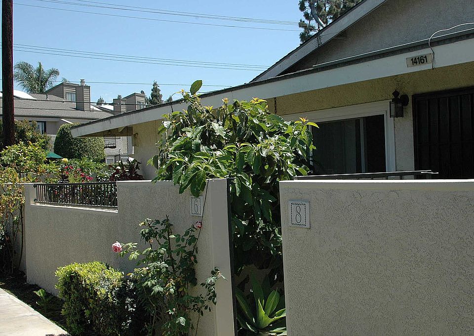 1st image of 14161 Goldenwest St APT 6