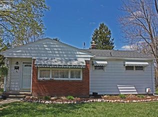 303 Labian Dr, Flushing, MI 48433
