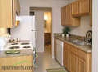 3741 La Fontaine Ct APT 28, Indianapolis, IN 46235