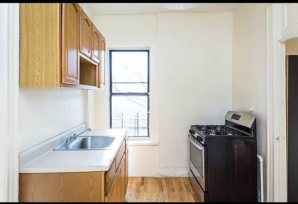 Rented by Empire Valley | media 9