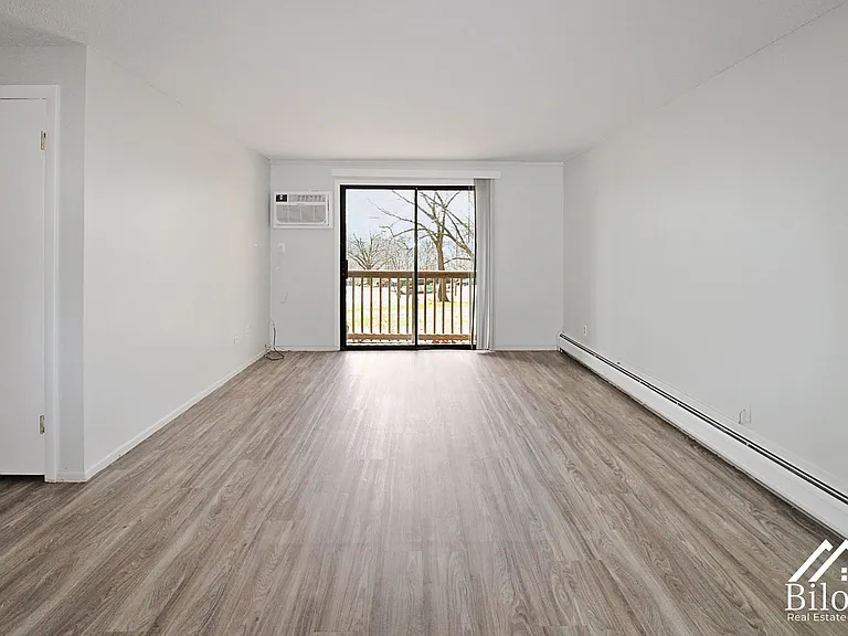 Prospect Street Apartments — Photo 72