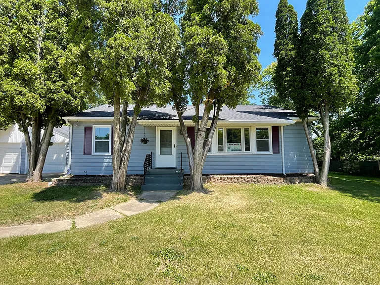 1706 Warren Rd — Photo 1