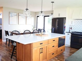 2637 Air Park Dr, Zeeland, MI 49464