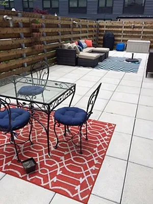 Rented by Domain Companies | media 21