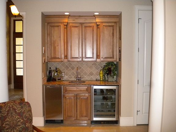 3rd image of 73 Wedgefield Dr
