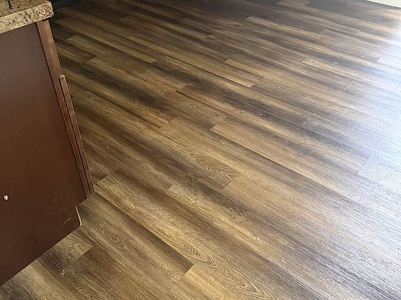 5th image of 260 Cardinal Cir