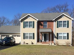 4 Stacy Ct, Jackson, NJ