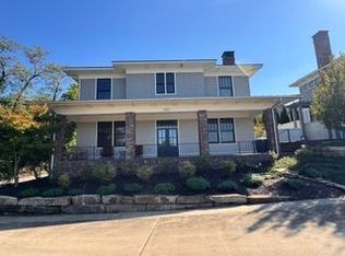 1850 N Clifton Ave, Fayetteville, AR 72701
