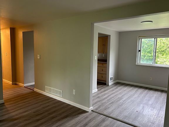 4th image of 7966 Aber Rd