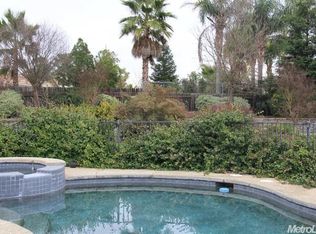 10415 Saddle Creek Dr, Sacramento, CA