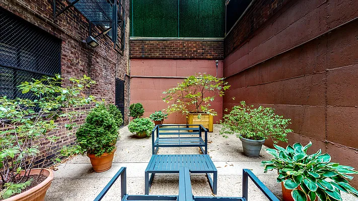 Rented by Serene Powers Real Estate LLC | media 23