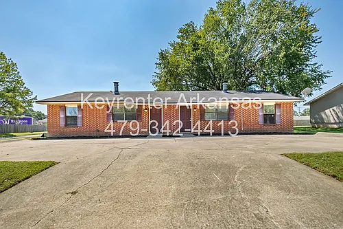 4451 W Acoma St Photo 1