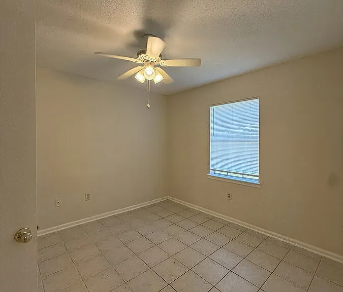 115 Woodhouse Ln #A — Photo 8