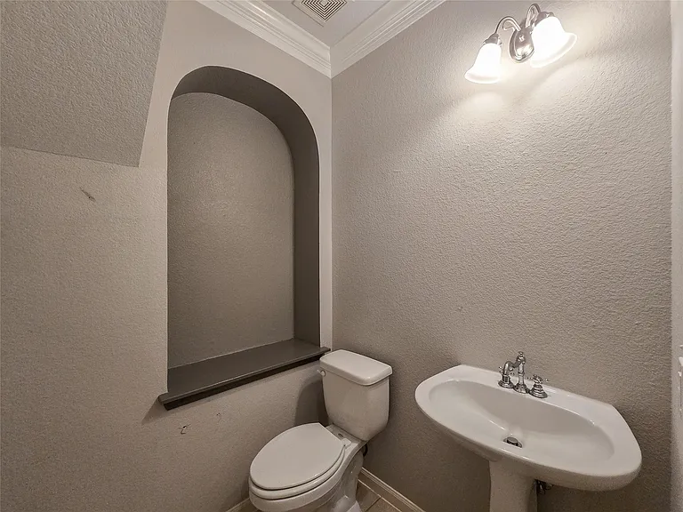 600 S Frontier Ln — Photo 15