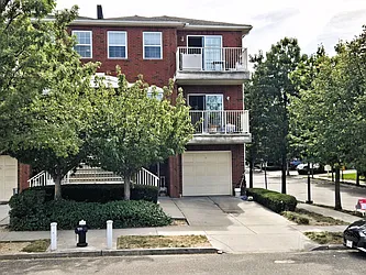 122-22 Powell Cove Boulevard