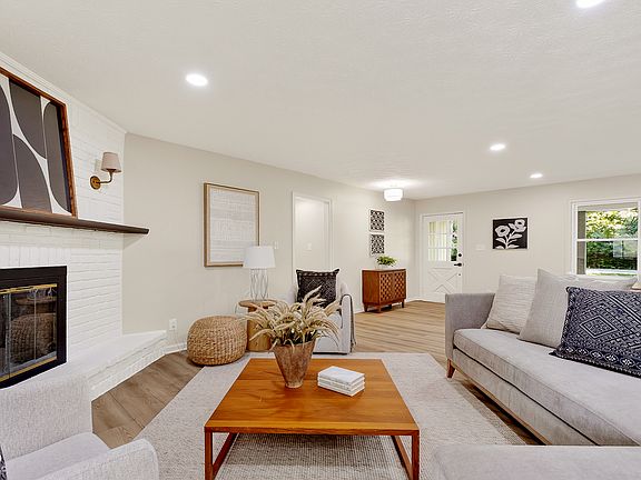 3rd image of 9230 Westfield Blvd