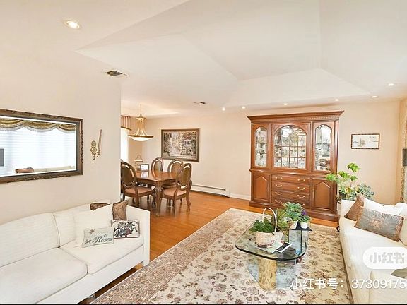 3rd image of 32 Cranberry Ln #1