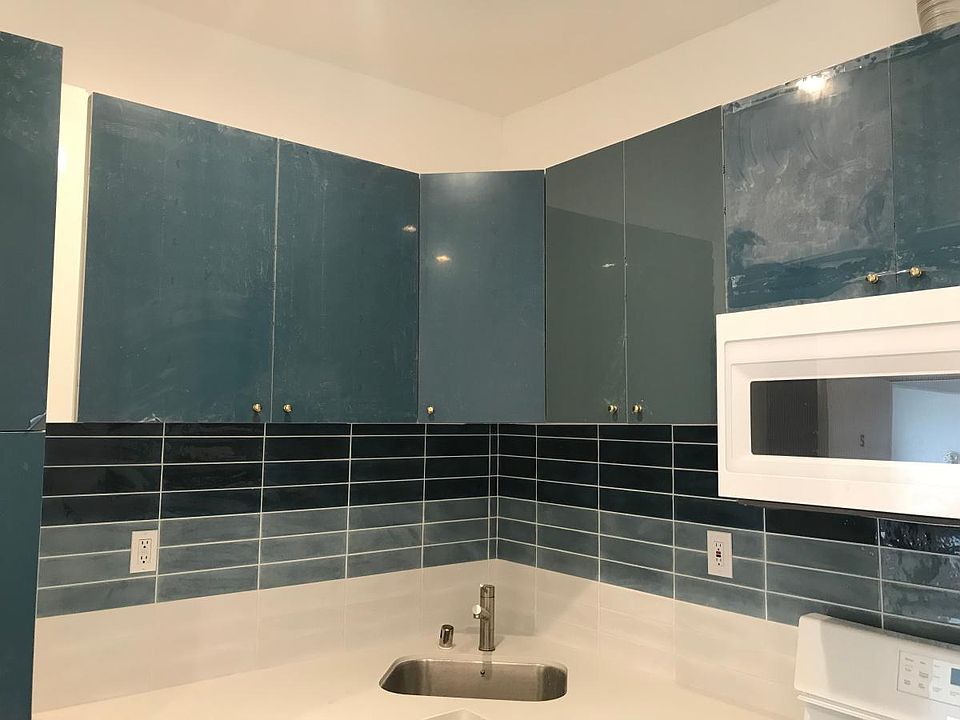 1st image of 2300 S San Pedro St